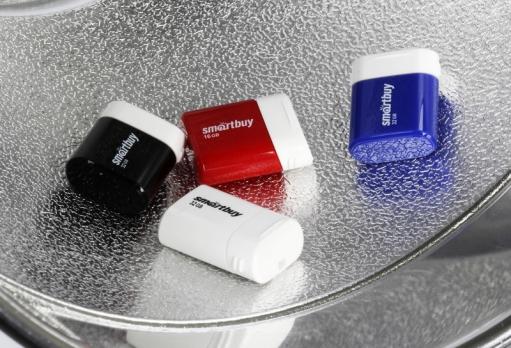 Флеш-драйв Smart Buy USB 16GB LARA Black