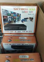 Цифровой приемник DVB-T2 SKYBOX GOLD T200 model G9, кнопки, дисплей